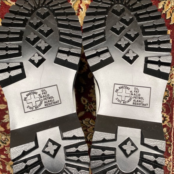 2976 smooth leather platform chelsea boots